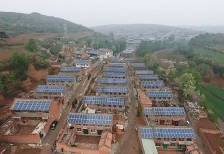 制度優(yōu)勢(shì)與杰出領(lǐng)導(dǎo)，中國(guó)成了全球減貧火車(chē)頭