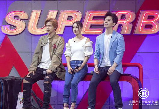 李健頻向陳粒請(qǐng)教歌單 這是誰(shuí)的歌我怎么沒(méi)聽(tīng)過(guò)