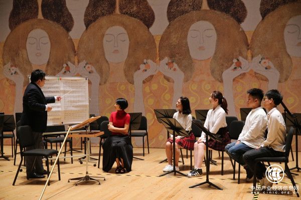 看電視｜和黃渤通個電話，林更新漲粉10萬