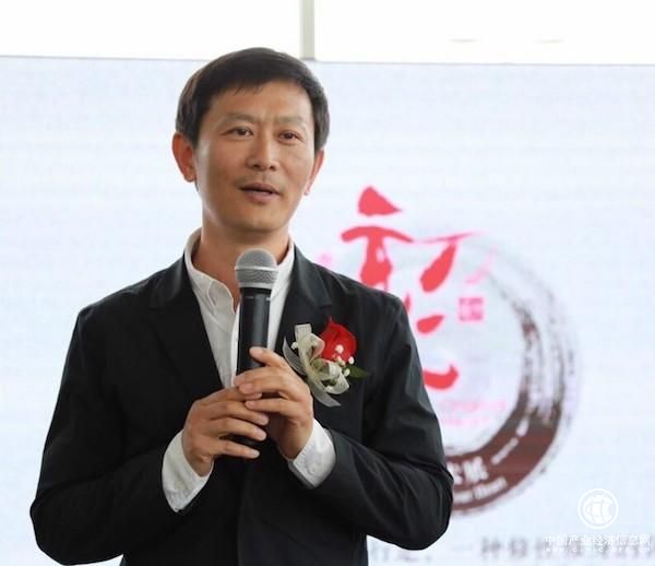 李舸：攝影記者可能會消失，但有思想的攝影人永遠不會消失  