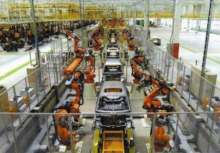 更智能 更國(guó)際 更規(guī)范  新能源汽車產(chǎn)業(yè)邁入發(fā)展新階段