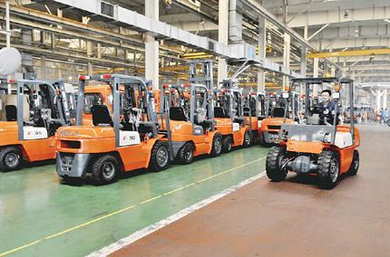 安徽叉車(chē)集團(tuán)：錨定“建設(shè)世界一流企業(yè)”目標(biāo) 奮力譜寫(xiě)高質(zhì)量發(fā)展新篇章