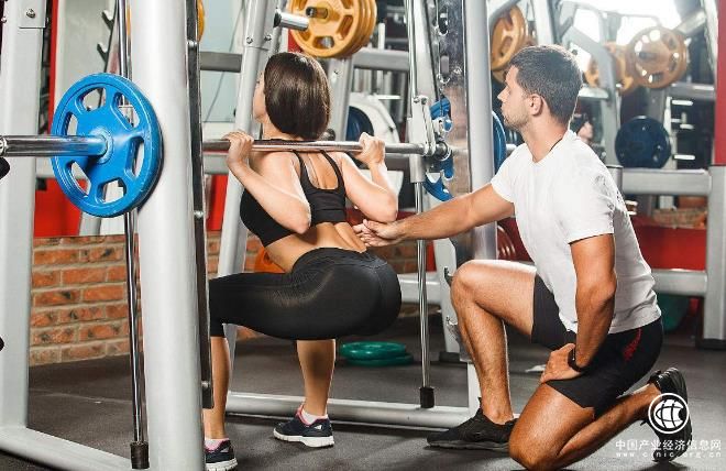 幾百元免試拿證，業(yè)內呼吁從業(yè)標準——健身教練資質亂象調查