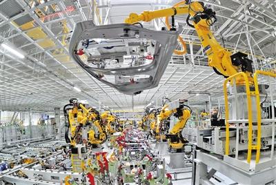 前8個(gè)月福建省工業(yè)機(jī)器人出口勁增超五成