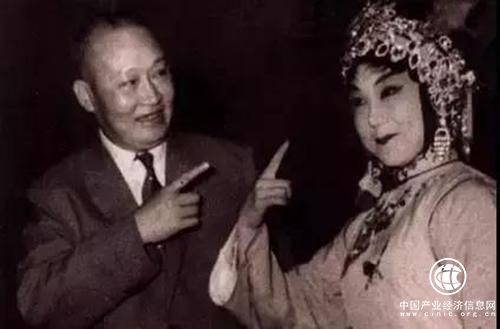 專訪京劇名家張正芳：年近九旬仍傳藝 對藝術(shù)嚴謹