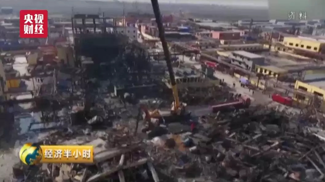 又一起！連云港多家化工企業(yè)隨意排污 觸目驚心！