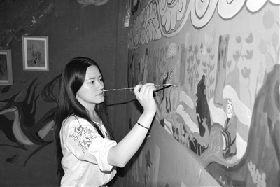 學(xué)生創(chuàng)業(yè)團隊文創(chuàng)設(shè)計讓敦煌文物活起來