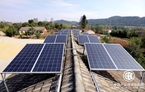 河北省建成并網(wǎng)280萬(wàn)千瓦光伏扶貧項(xiàng)目