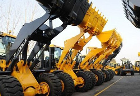 2026年?duì)I收目標(biāo)破10萬億 機(jī)械行業(yè)轉(zhuǎn)型瞄準(zhǔn)智能化