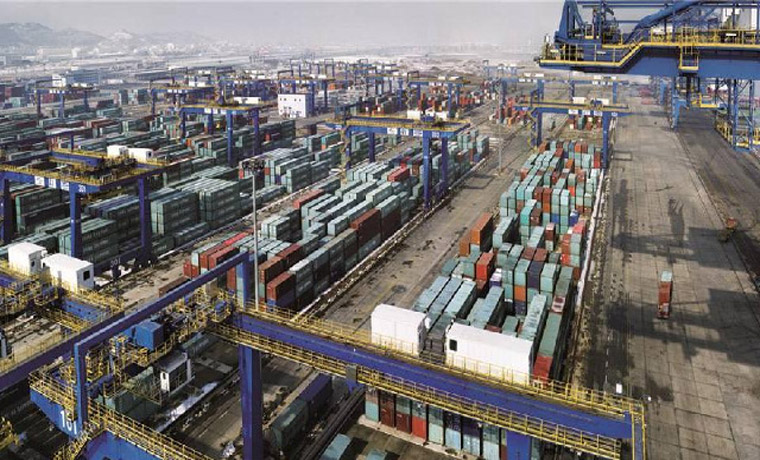 實(shí)施自貿(mào)試驗(yàn)區(qū)提升戰(zhàn)略全面建設(shè)改革開(kāi)放新高地