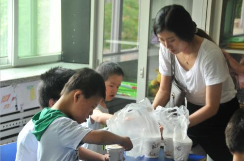 推進(jìn)學(xué)前教育普及普惠優(yōu)質(zhì)發(fā)展