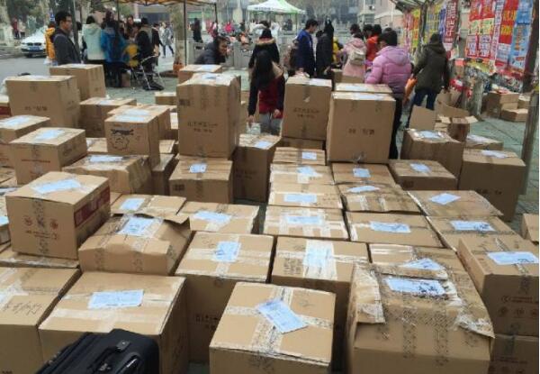 加速突破1000億件！“小包裹”背后映射了什么？