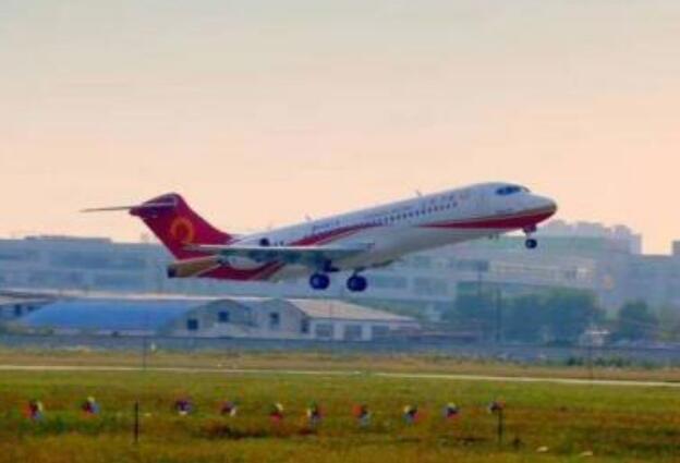 國產(chǎn)飛機(jī)ARJ21已累計(jì)安全飛行超10000小時(shí)