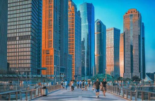 市場或已進(jìn)入存量博弈階段 業(yè)績承壓高端商業(yè)地產(chǎn)積極尋求轉(zhuǎn)型