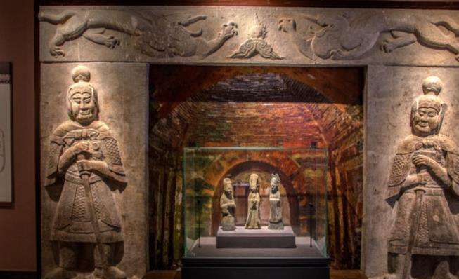 滿城漢墓：點(diǎn)一盞長(zhǎng)信宮燈，看不盡金縷玉衣