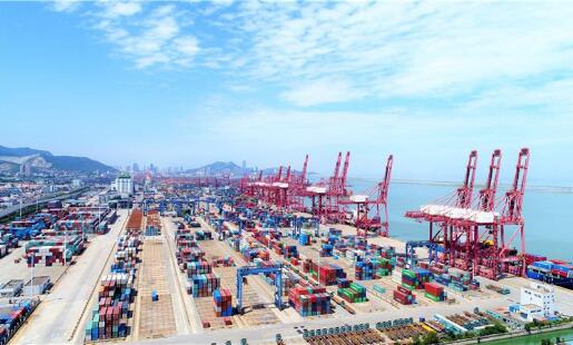 鼓勵(lì)自貿(mào)試驗(yàn)區(qū)持續(xù)創(chuàng)新探索