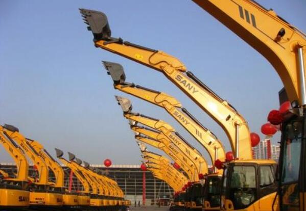 出口量連漲13個月！中國挖掘機，又一全球爆款