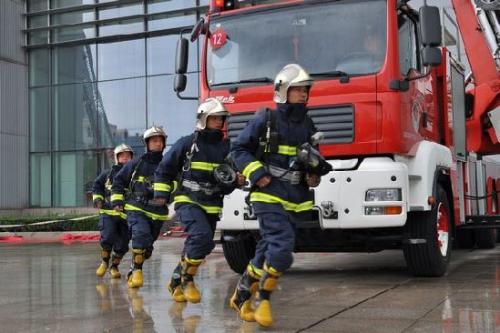 國(guó)務(wù)院辦公廳關(guān)于加強(qiáng)基層消防工作的意見