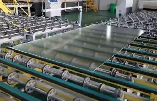 日用玻璃行業(yè)綠色轉型蹄疾步穩(wěn)