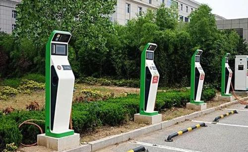 全國電動汽車充電基礎(chǔ)設(shè)施建設(shè)總數(shù)7月同比增長53%