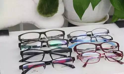 去年我國眼鏡產(chǎn)品累計進出口總額同比增長4.32%