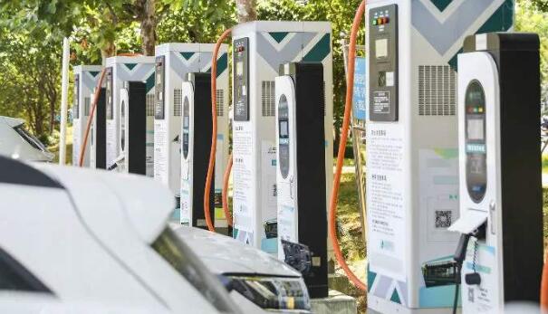 四川：到2027年底，在全省范圍內(nèi)建成205萬個(gè)充電設(shè)施