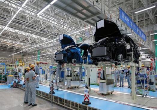 福建：向新而行求質(zhì)攀高 科技產(chǎn)業(yè)雙向賦能