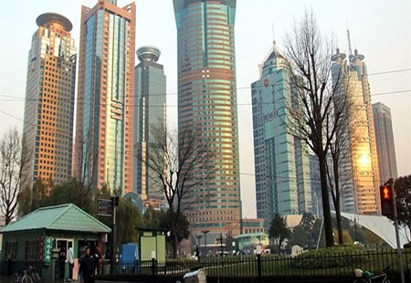 促進房地產(chǎn)止跌回穩(wěn)仍需努力