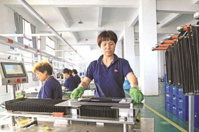 深挖“三新”產(chǎn)業(yè)富礦 打開就業(yè)廣闊空間