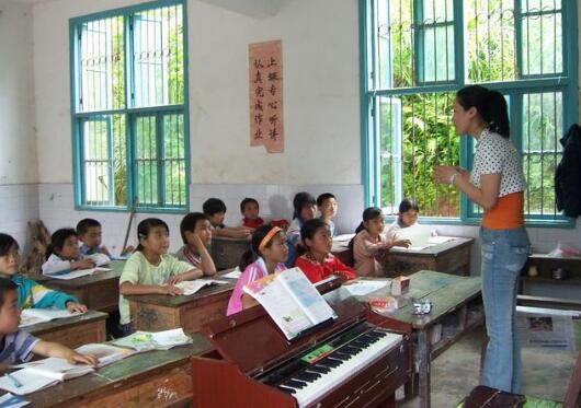 教育部教師隊(duì)伍建設(shè)專家指導(dǎo)委員會(huì)成立