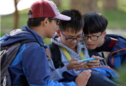 分數(shù)之外，如何守護青少年身心健康？