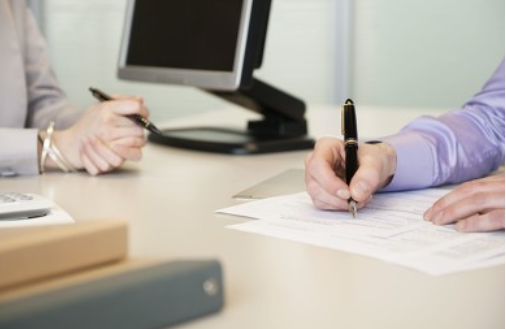 黨史視角下我國(guó)文化產(chǎn)業(yè)發(fā)展道路的探索、實(shí)踐與啟示