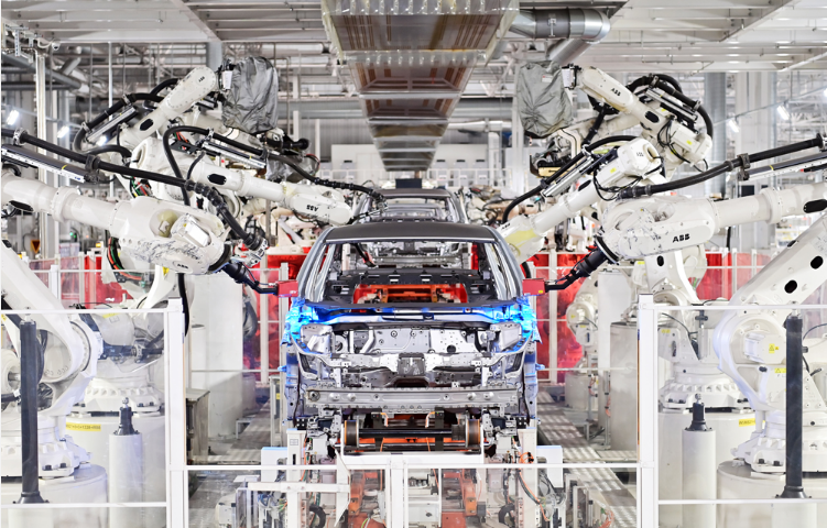 中國一汽2024年智能網(wǎng)聯(lián)新能源汽車銷量同比增長41%