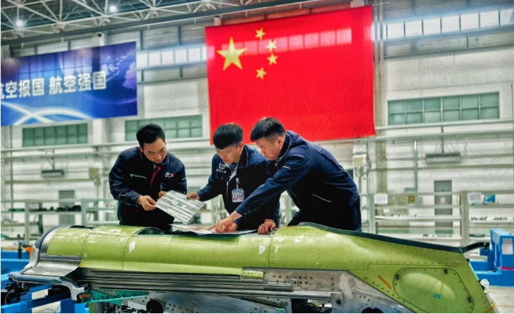 航空工業(yè)集團(tuán)用責(zé)任與擔(dān)當(dāng)書寫“敬業(yè)?！?></a></div><!-- img end -->	<div   id=