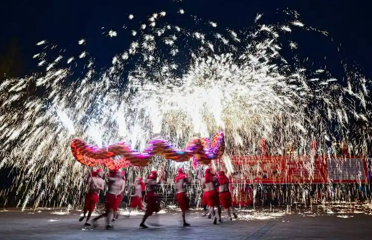 從非遺到科技，這個春節(jié)文旅融合玩出了哪些新花樣？