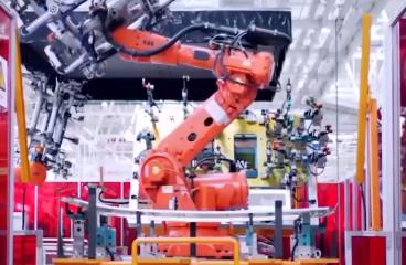 以鏈帶面、雙輪驅(qū)動服務(wù)“小巨人”企業(yè) 經(jīng)濟(jì)轉(zhuǎn)型新動能“引擎”更足