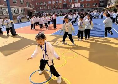 黑龍江創(chuàng)新“課間15分鐘” 讓課間“燃”起來