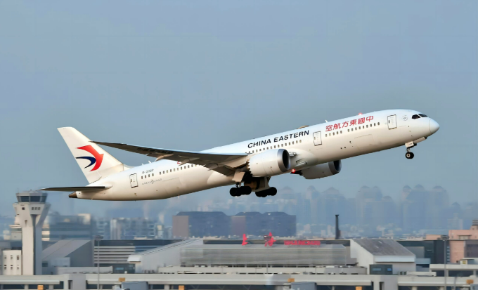 新航季開(kāi)啟，民航運(yùn)輸迎來(lái)哪些新變化？