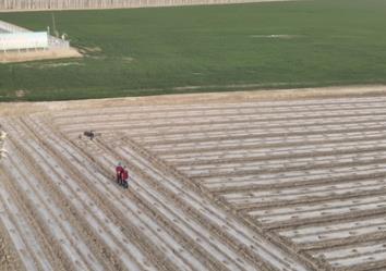 新疆阿瓦提縣：我國長絨棉之鄉(xiāng)春播開啟機械化作業(yè)