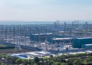 全國(guó)首個(gè)“風(fēng)光火儲(chǔ)一體化”大型綜合能源基地外送項(xiàng)目投運(yùn)