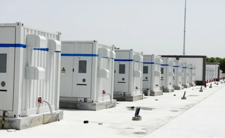 年均滿足10萬(wàn)戶用電需求！安徽首個(gè)220千伏直掛電網(wǎng)大型儲(chǔ)能電站投運(yùn)