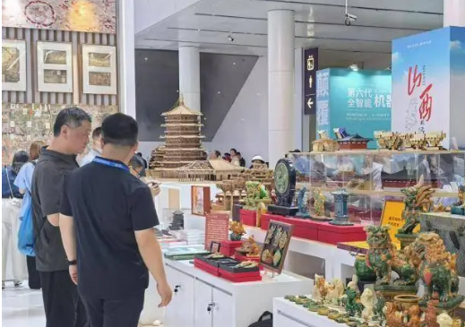 文博會觀察：中國非遺產(chǎn)品“圈粉”海內(nèi)外