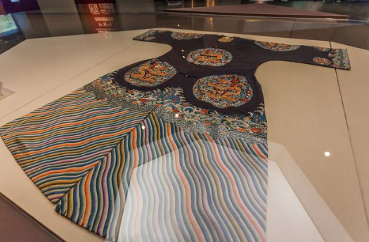 科技賦能非遺技藝 千年蜀錦煥發(fā)新彩