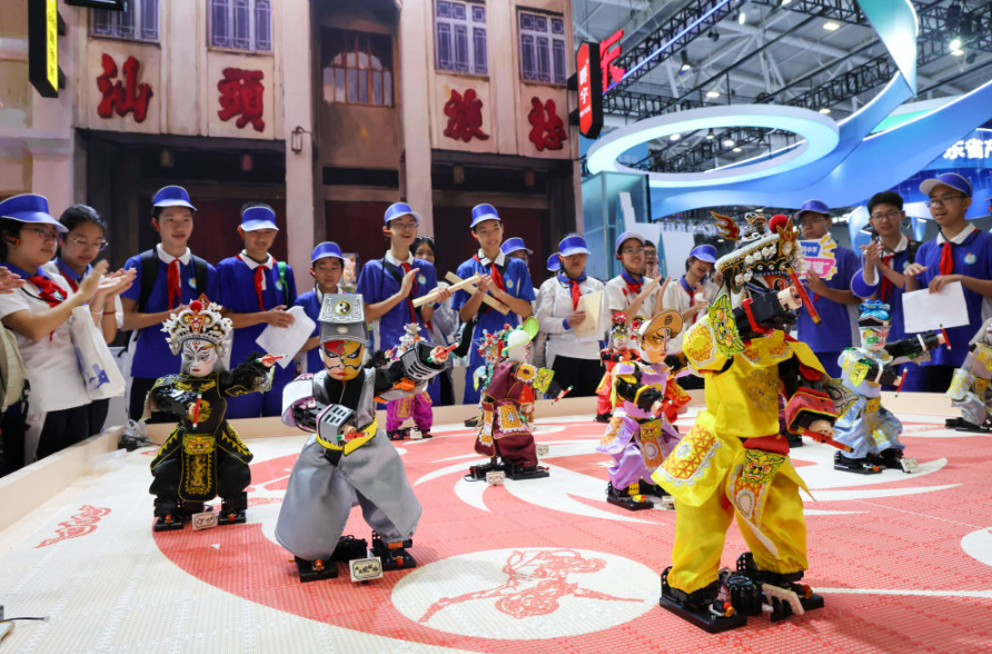 文創(chuàng)消費持續(xù)上“新” 文化產(chǎn)業(yè)加速升級