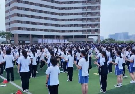 智慧化手段為高考保駕護(hù)航 暖心關(guān)愛為考生提供細(xì)致服務(wù)