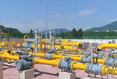 能源“大動(dòng)脈”跨越式提升夯實(shí)經(jīng)濟(jì)“硬支撐” 經(jīng)濟(jì)發(fā)展“綠色引擎”動(dòng)力更足