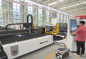 如何打造招商引資“強(qiáng)磁場(chǎng)”？江蘇宿遷探索出“場(chǎng)景+鏈?zhǔn)健毙履Ｊ?></a></div><!-- img end -->	<div   id=