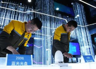 綠色算力大基地是怎樣煉成的——內(nèi)蒙古奮力答好“東數(shù)西算”工程“算”“數(shù)”題