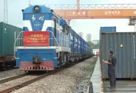 廣州首趟中歐班列電商快線正式運行，貨物13天抵達歐洲