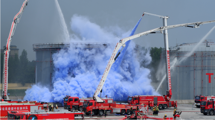 突破35項(xiàng)關(guān)鍵核心技術(shù) 實(shí)現(xiàn)100%國(guó)產(chǎn)化 新興際華集團(tuán)參加“應(yīng)急使命·2025”演習(xí)
